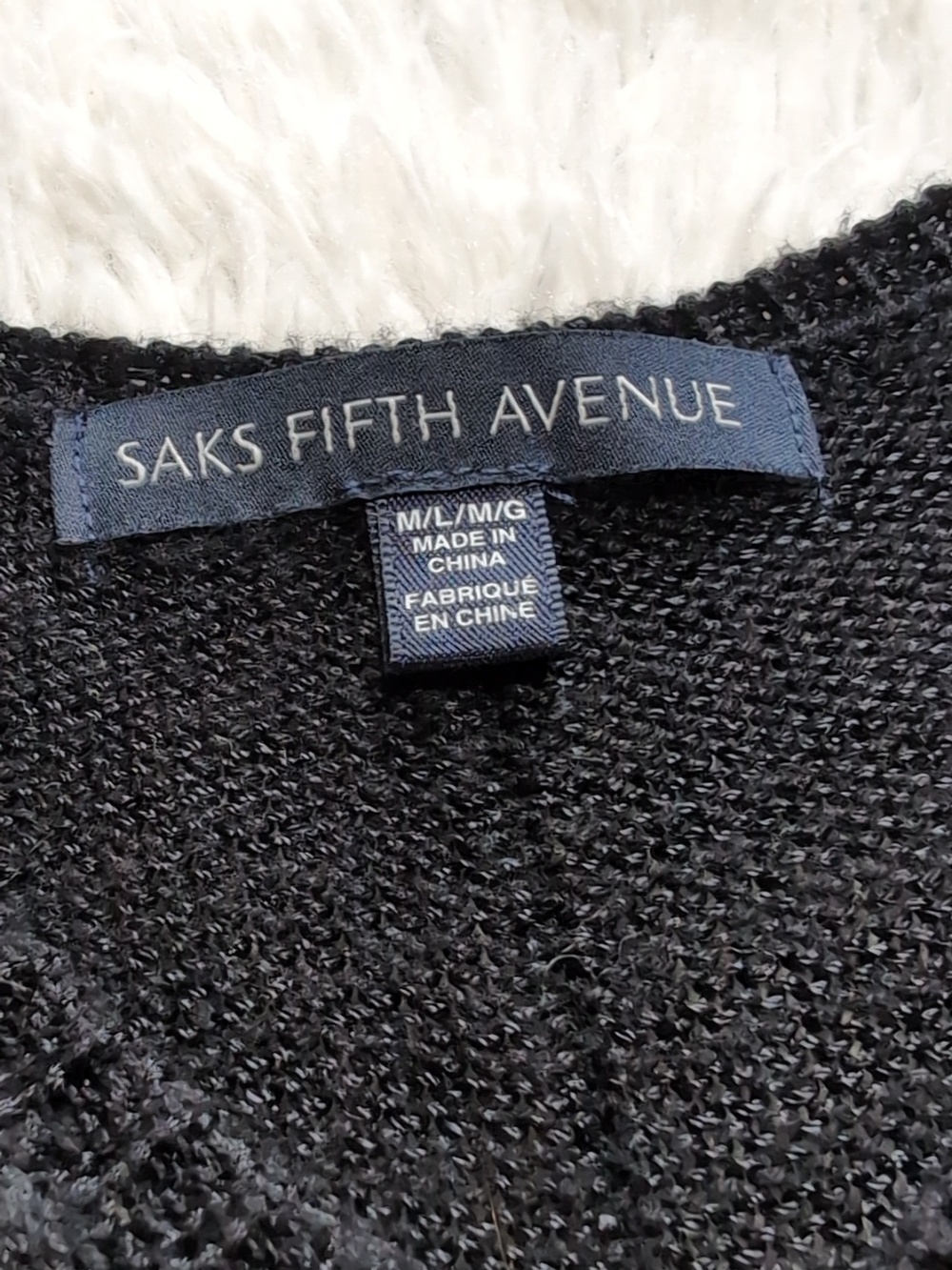 Saks Fifth Black Knit Tassel Poncho Oversized Fall Layering Sweater M/L - Picture 8 of 11